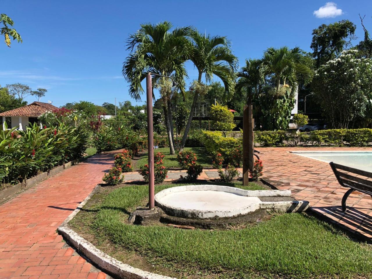 ויז'אוויסנסיו Hotel Campestre Arboretto מראה חיצוני תמונה