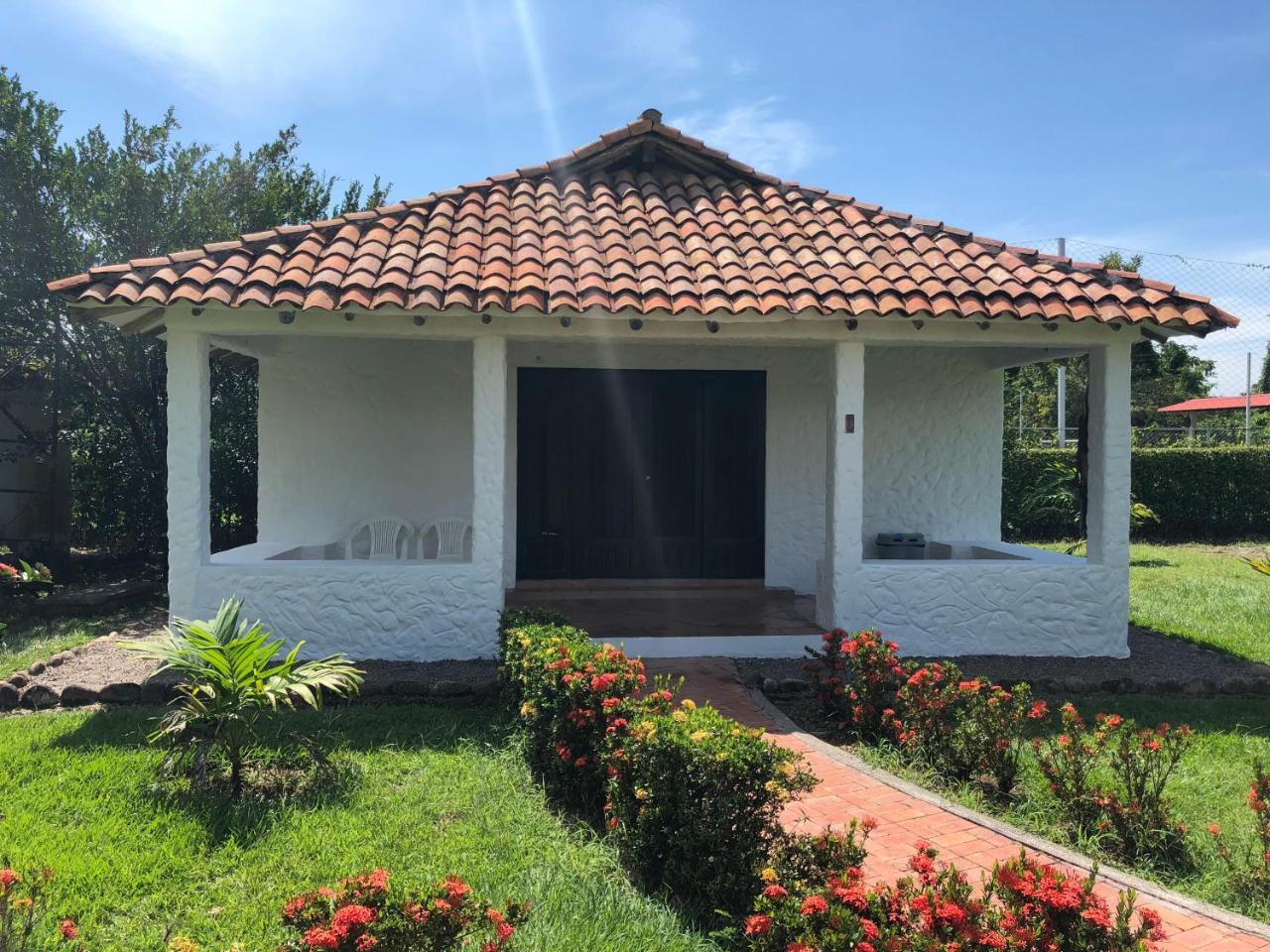 ויז'אוויסנסיו Hotel Campestre Arboretto מראה חיצוני תמונה