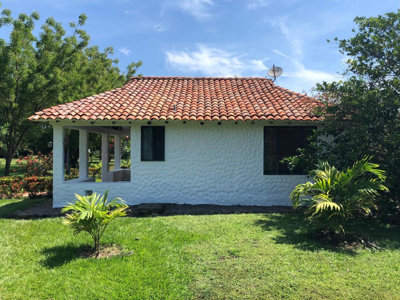 ויז'אוויסנסיו Hotel Campestre Arboretto מראה חיצוני תמונה