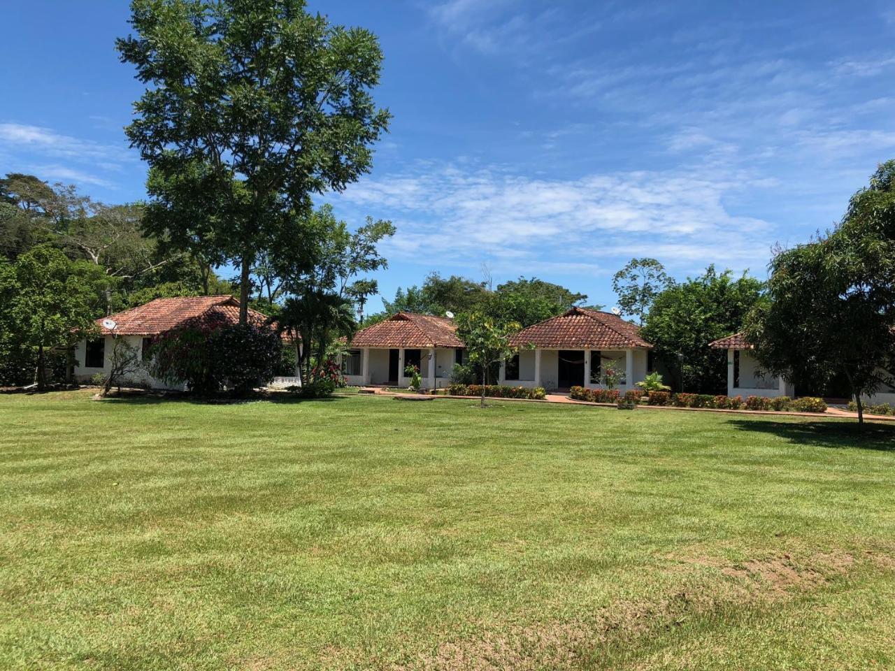 ויז'אוויסנסיו Hotel Campestre Arboretto מראה חיצוני תמונה